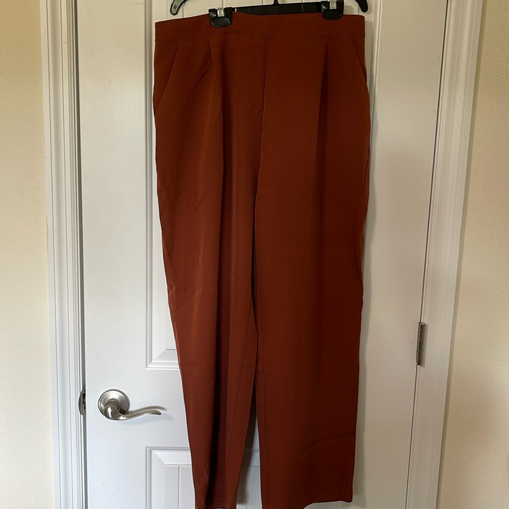 Noracora rust orange pants. Size XL. New with tags.